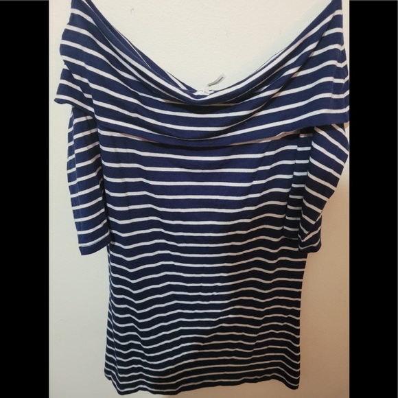 NWOT Off Shoulder Stripped Top - Picture 2 of 6